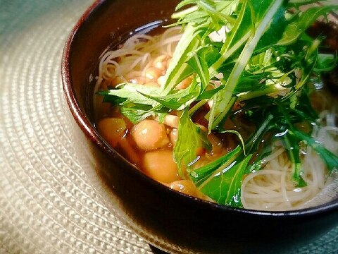 あっさり上品料亭風！なめこと大根おろしの煮麺☆